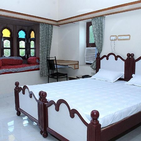 Jee Ri Haveli Hotel Джодпур Екстериор снимка