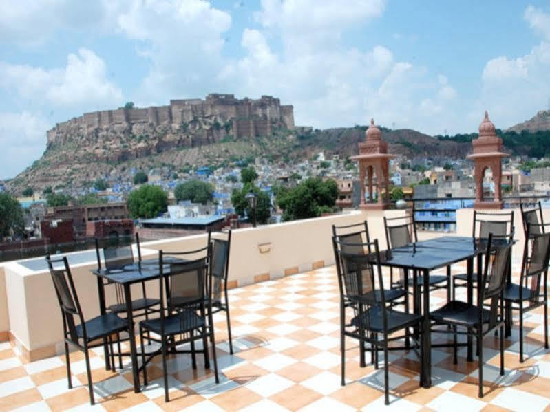 Jee Ri Haveli Hotel Джодпур Екстериор снимка