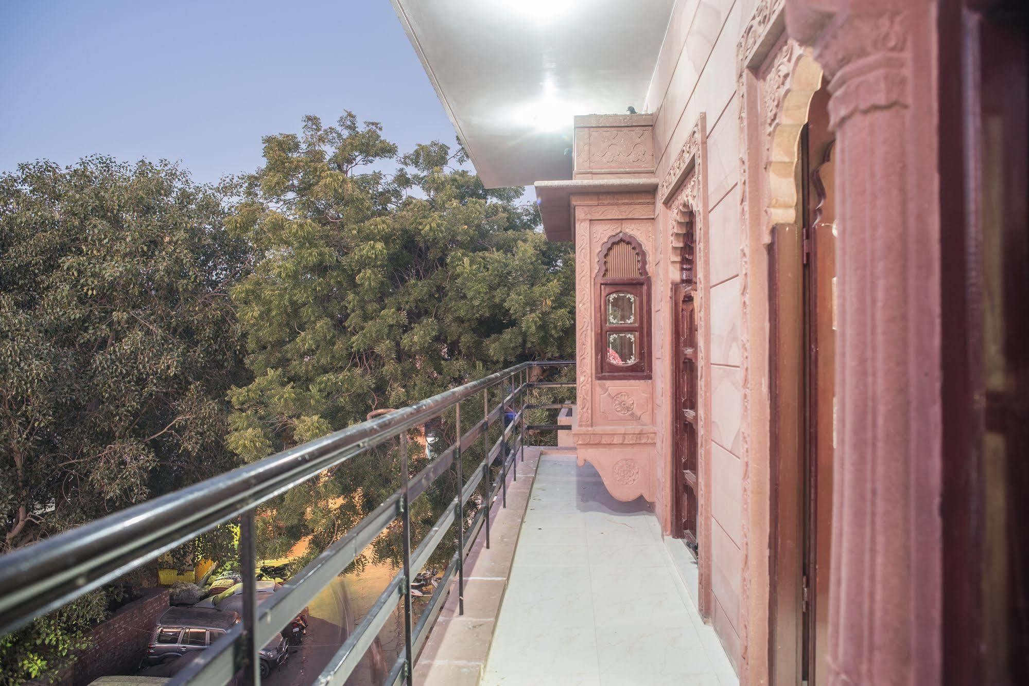 Jee Ri Haveli Hotel Джодпур Екстериор снимка