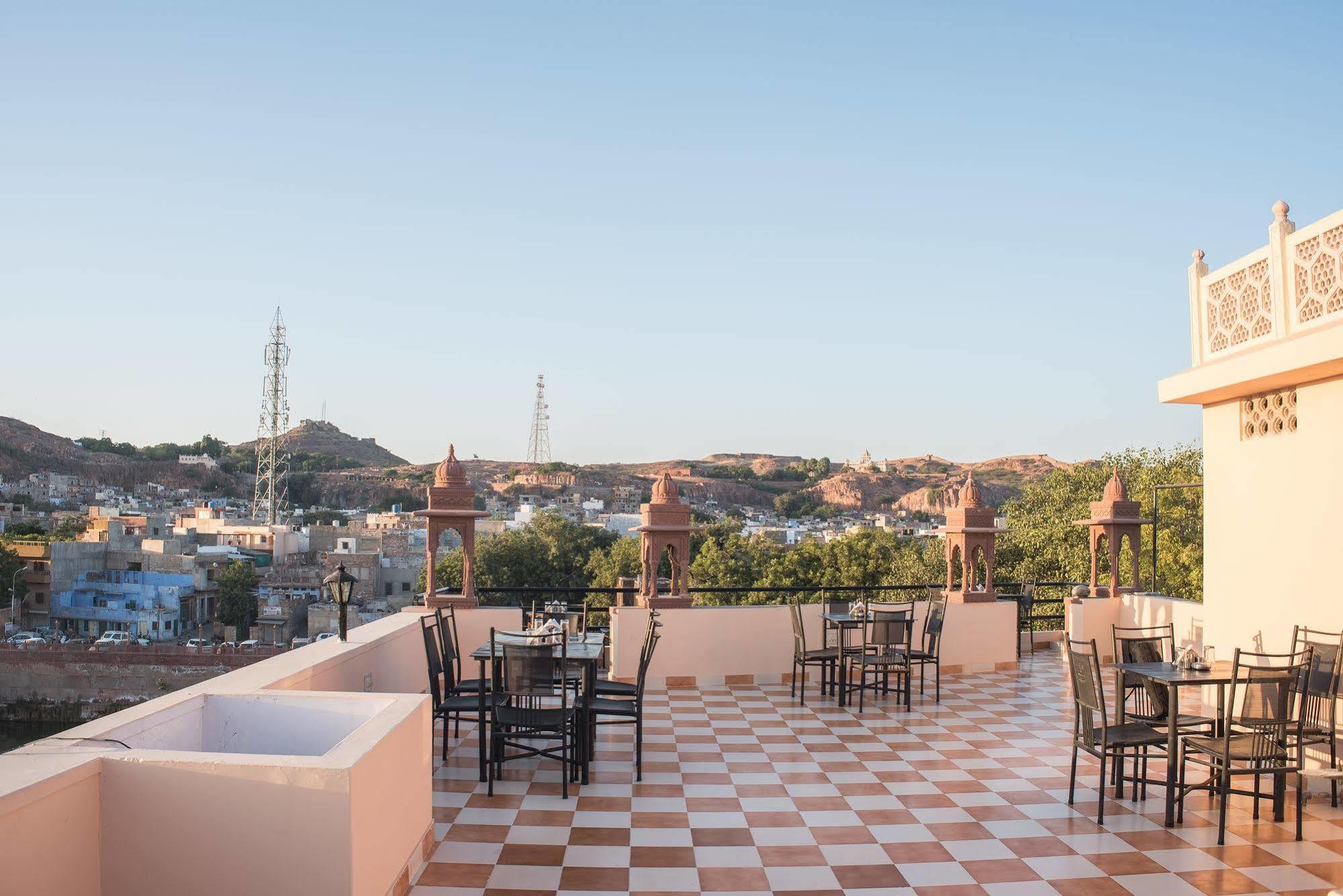 Jee Ri Haveli Hotel Джодпур Екстериор снимка